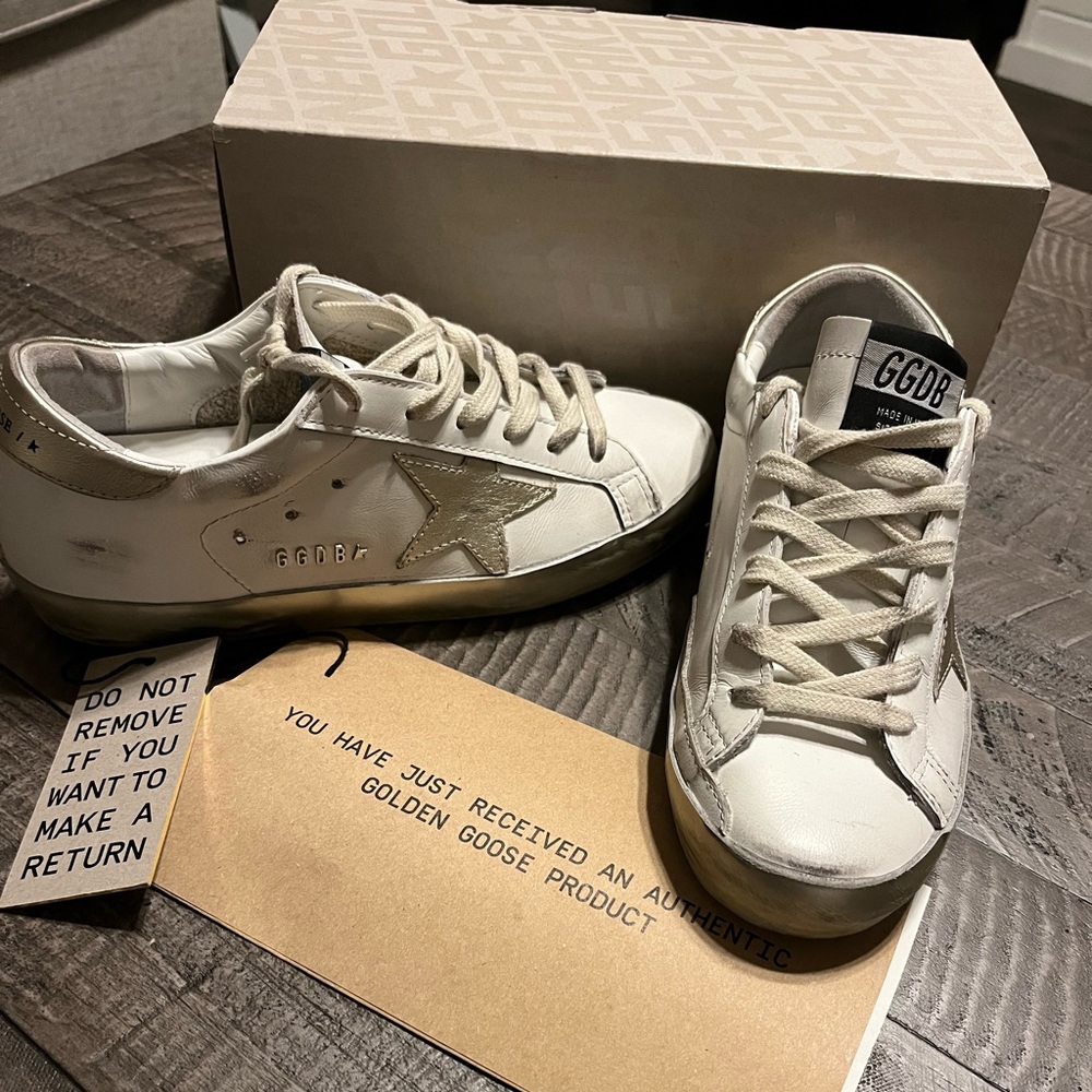 Golden Goose Super Star Sneakers